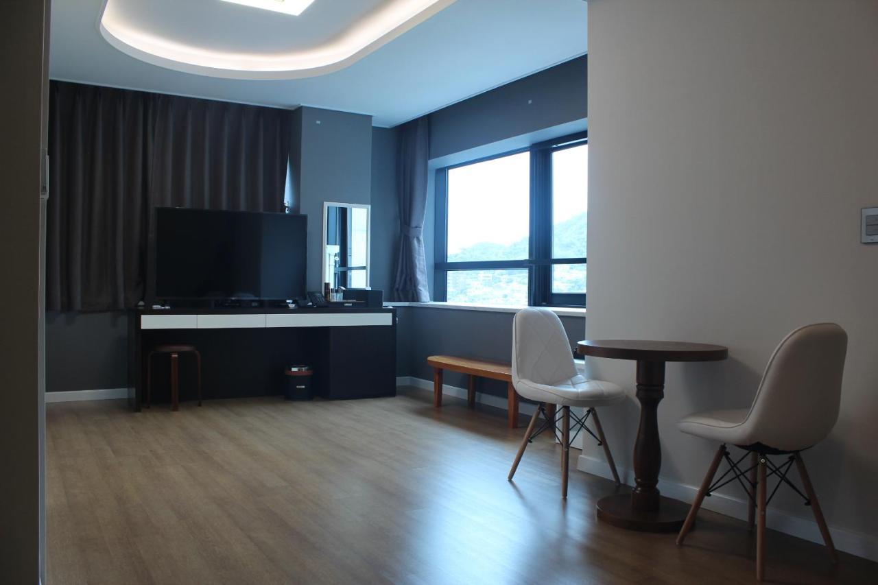 Hotel Wooin Мокпо Экстерьер фото