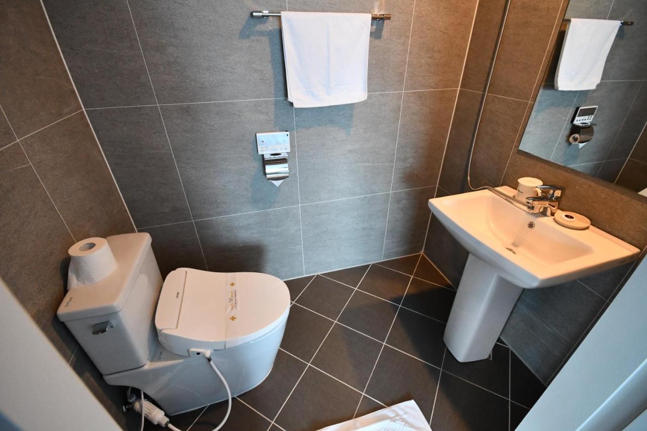 Hotel Wooin Мокпо Экстерьер фото